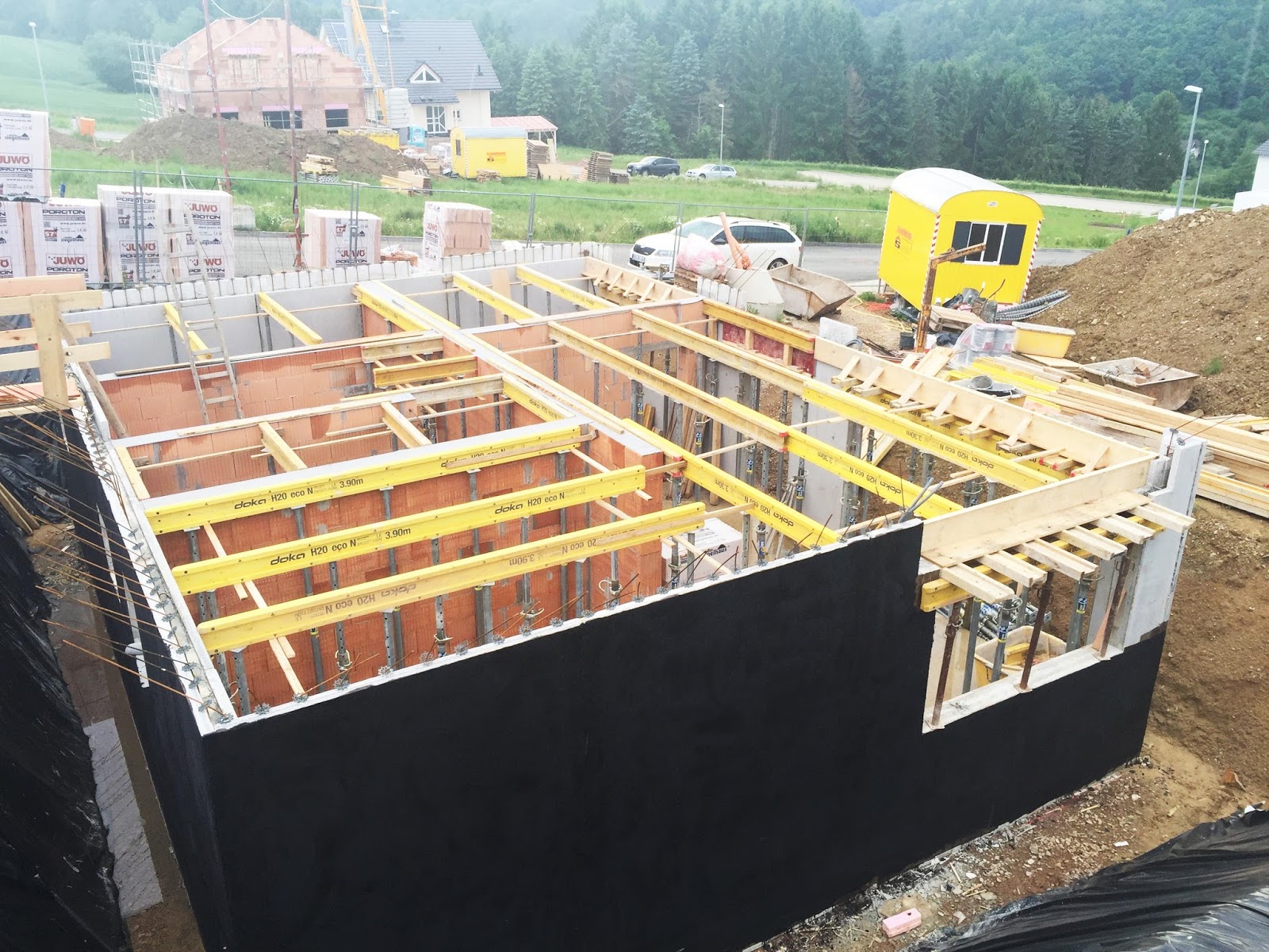 Die Erste Decke schwebt ein. | Bauen und so. Hausbau, Einrichtung und