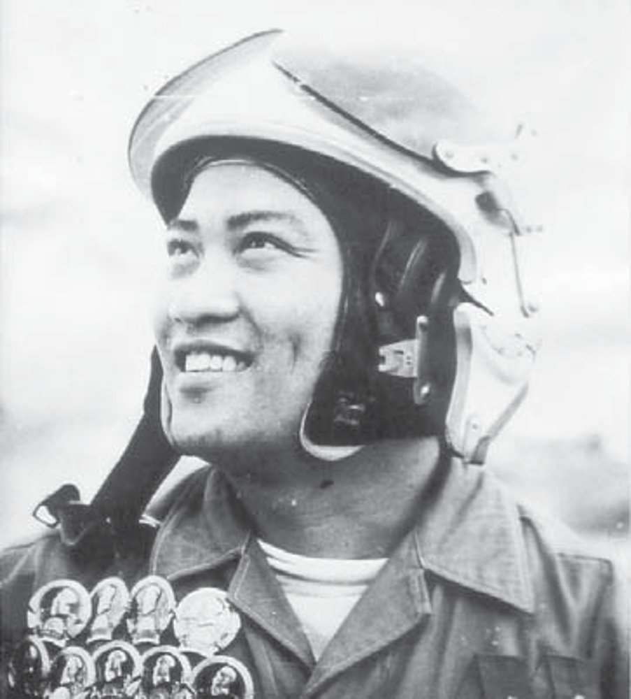 советские летчики в корее. летчик кожедуб подвиг. летчик ли си цын. нгуен ван кок вьетнам. в,в рассохин летчик.