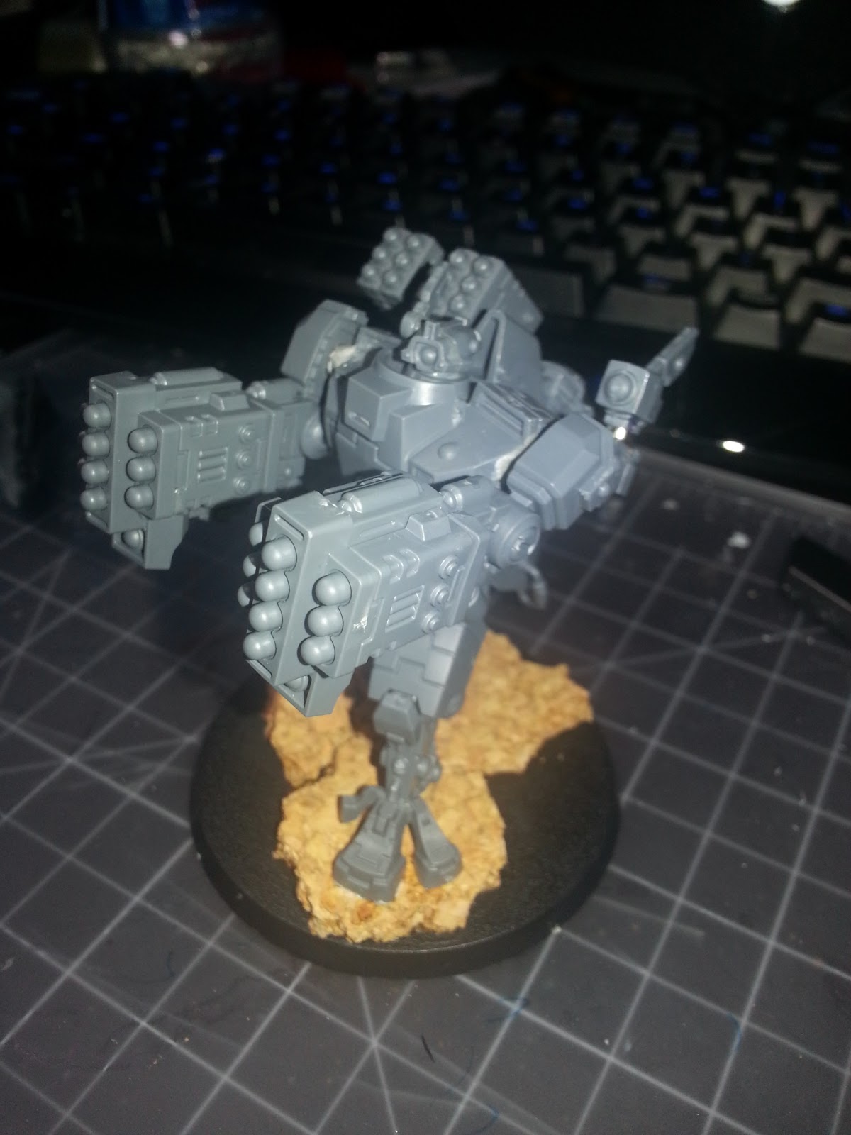 Facing The Grey Tide New Tau XV88 Broadside Review and Howto