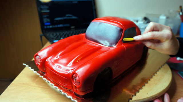 Mercedes-Benz 3D Cake Design Online