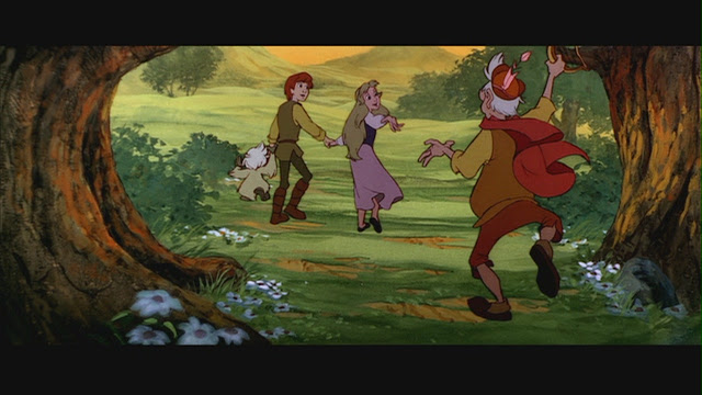 Fflam running to join Taran and Eilonwy Black Cauldron 1985 animatedfilmreviews.filminspector.com 