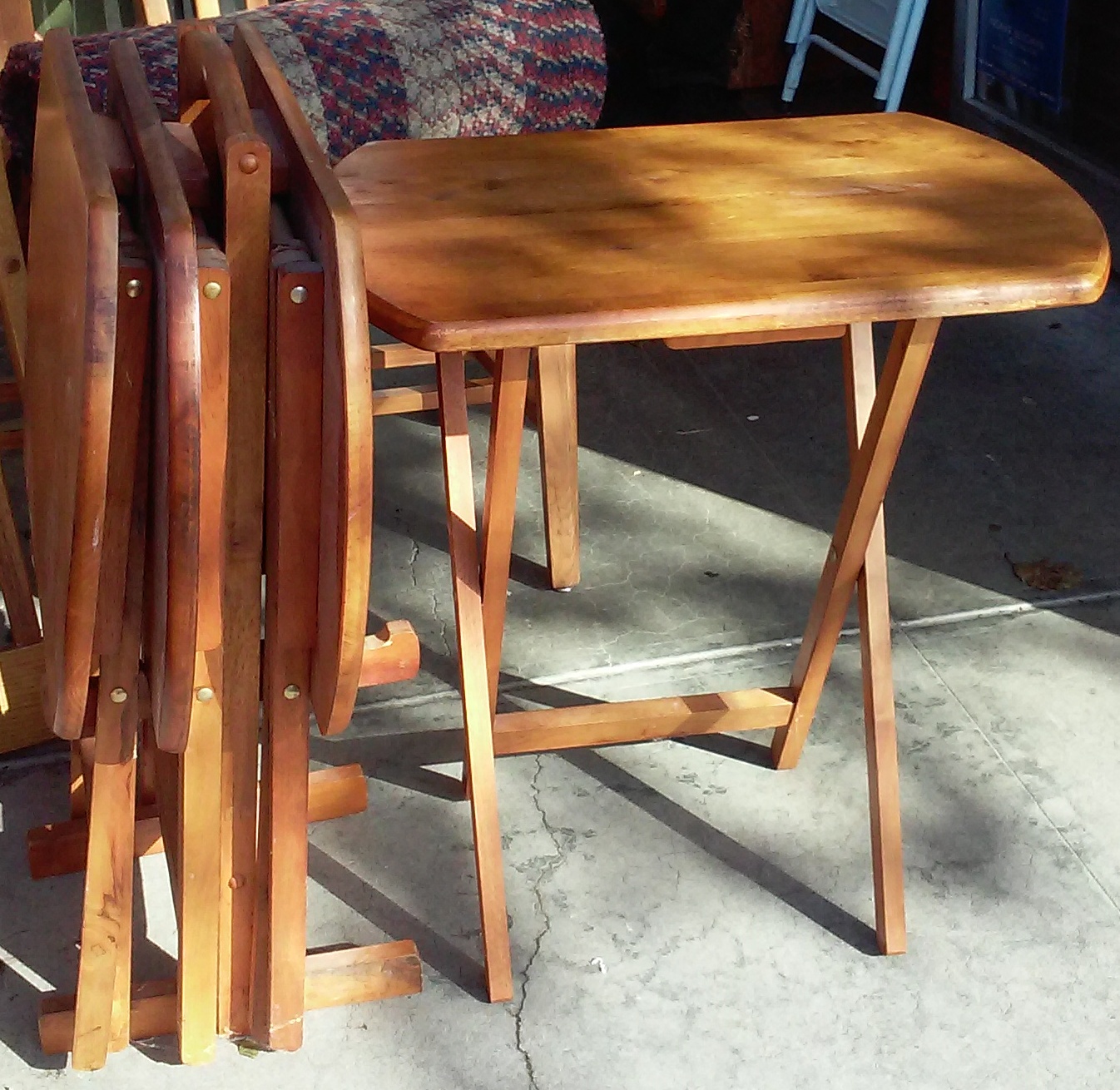 UHURU FURNITURE & COLLECTIBLES SOLD Set of 4 Teak TV Trays with Stand