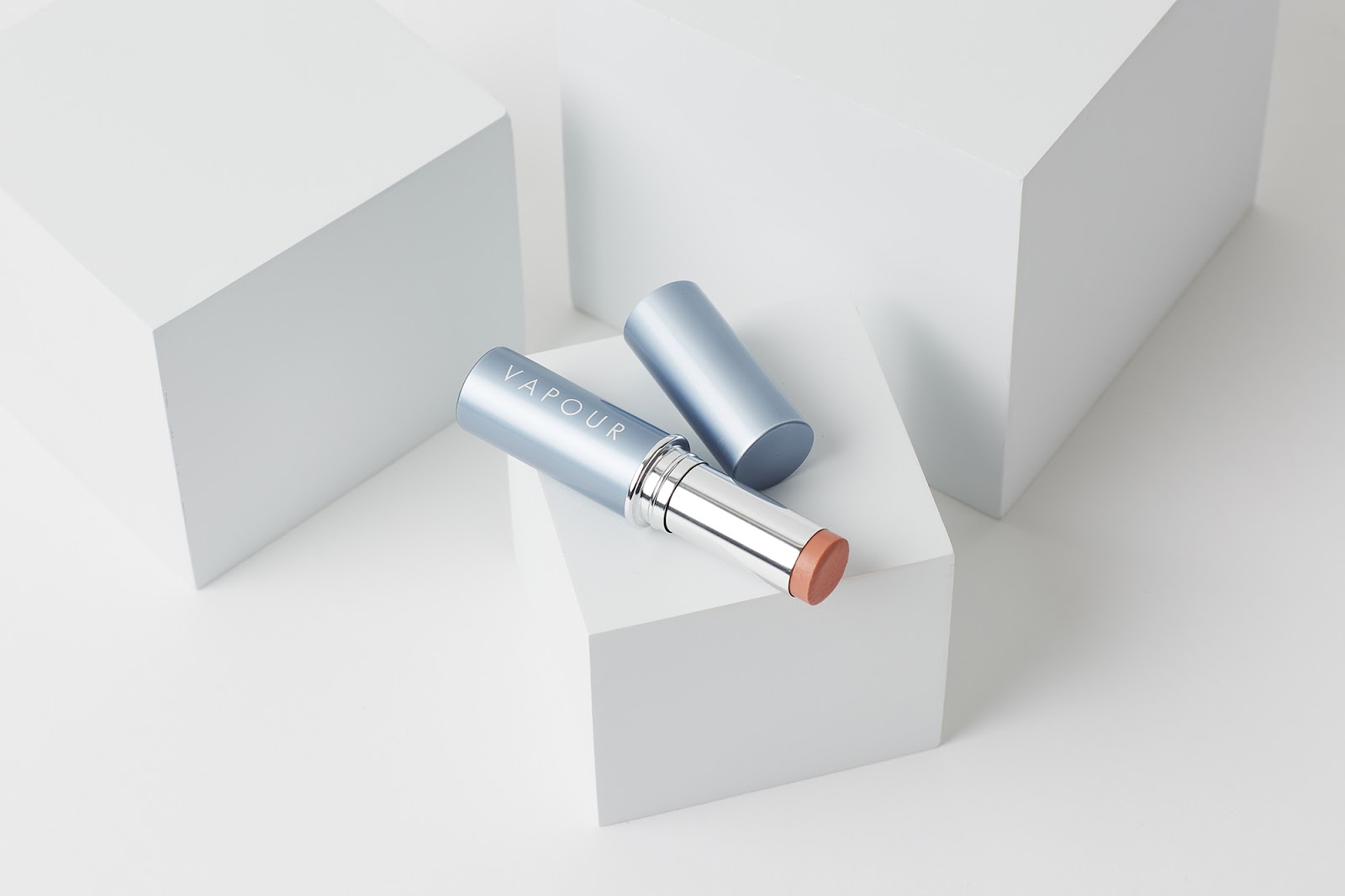 Vapour Organic Aura Multi-Use Blush in Spark Vapour Organic Aura Multi-Use Blush in Spark review hellolindasau linda sau natural makeup brand