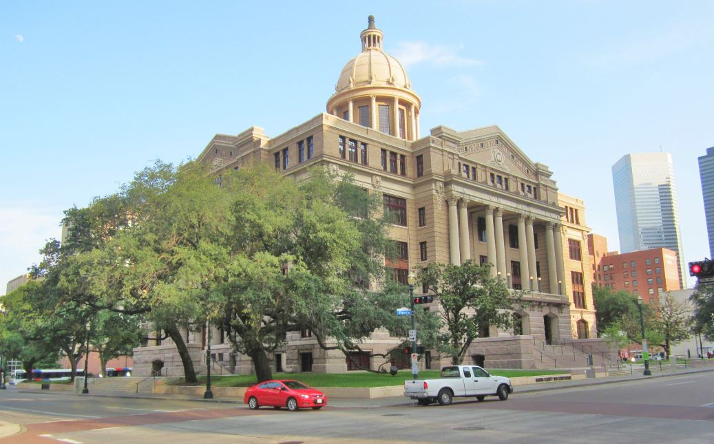 Houston in Pics: Photos of Old Harris County Courthouse (erected 1910) Houston in Pics: Photos of Old Harris County Courthouse (erected 1910)