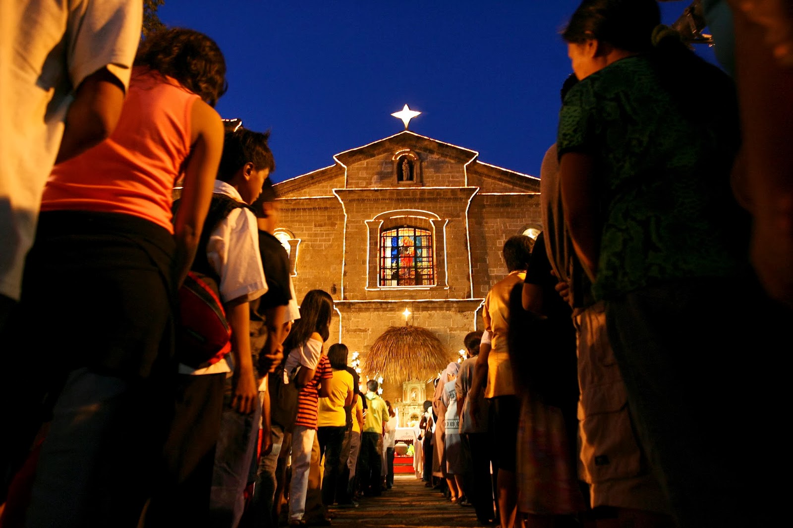 LA TRADICI N DE LA MISA DE GALLO EN LA NAVIDAD la-tradici-n-de-la-misa-de-gallo-en-la-navidad