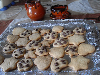 Galletas de mantequilla y pepitas de chocolate.