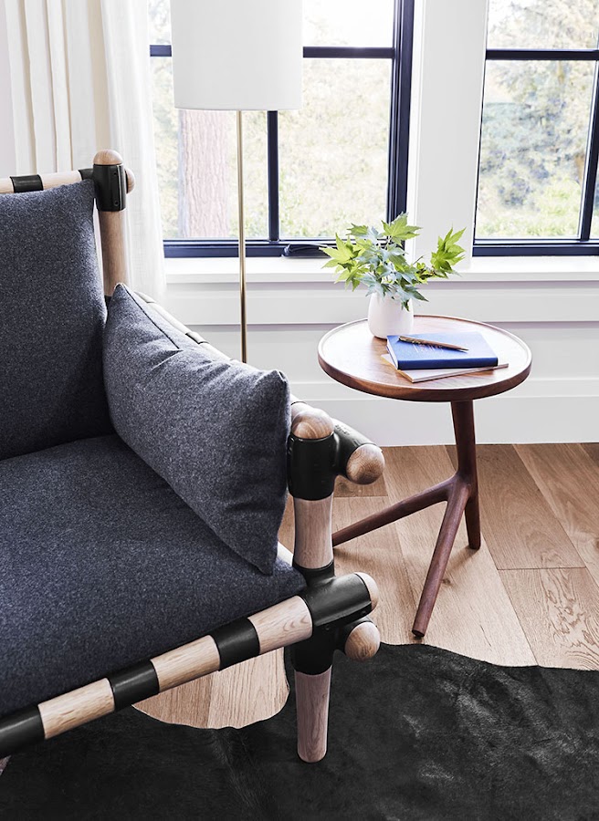 tapizar-sofa-estampado-vichy-decoracion-salon-blanco-negro