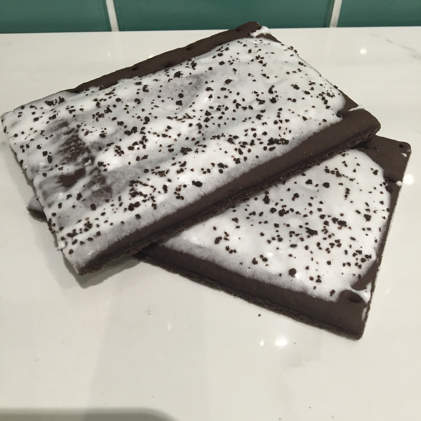Archived Reviews From Amy Seeks New American Pop Cookies & Creme