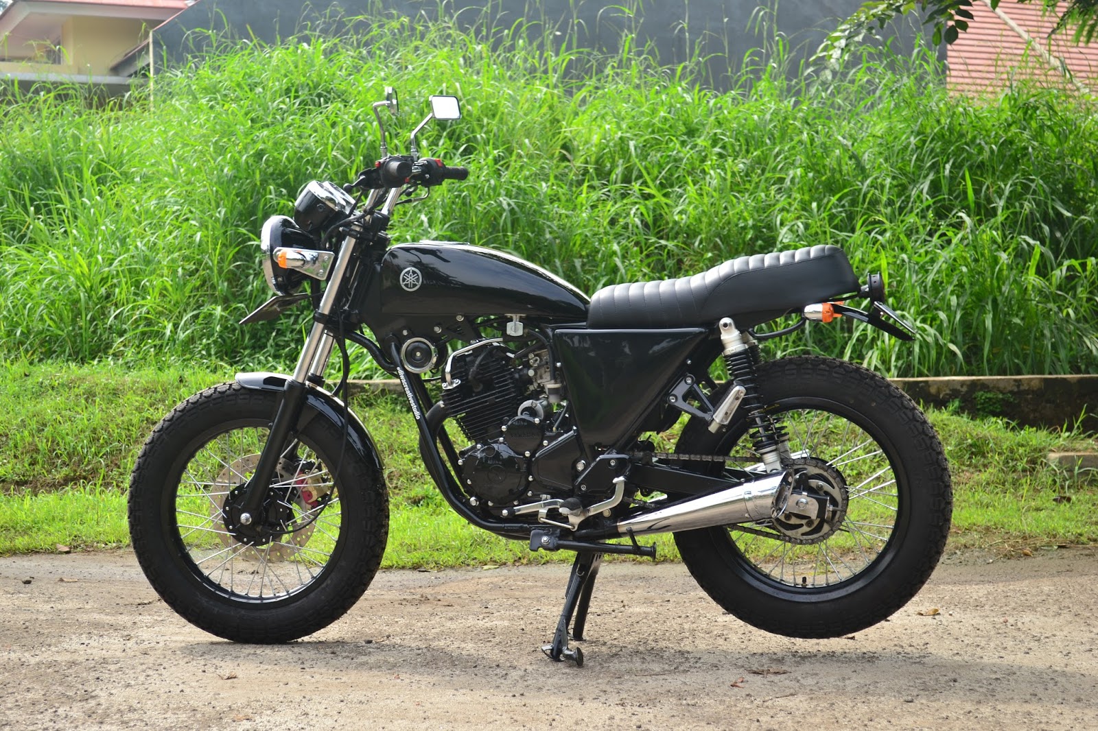 Yamaha Scorpio 225