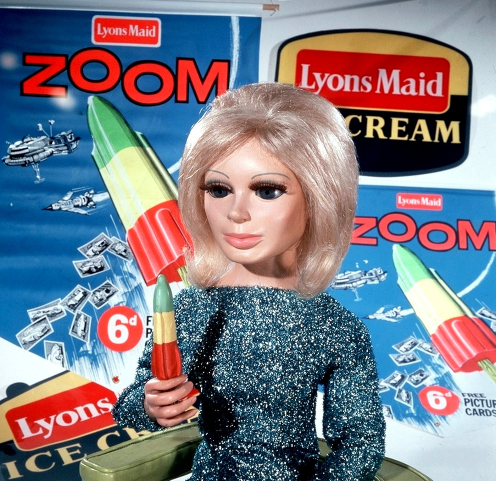 CRIVENS! COMICS & STUFF! LYONS MAID ZOOM ICE LOLLY...