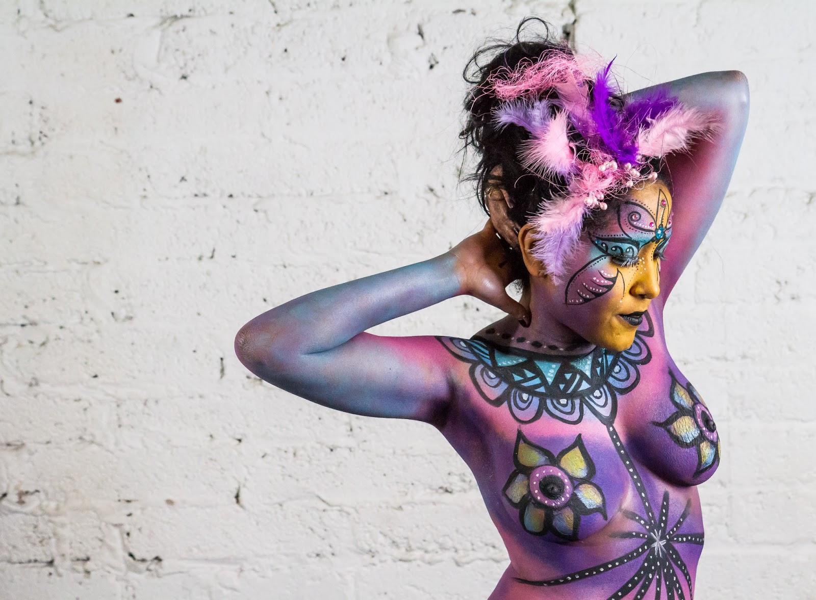 Maremi's Face and Body Painting: Body painting - Quinn of Am. 