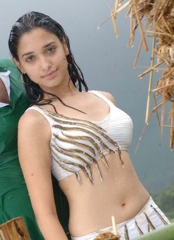 Xxx Sex Potos Acters Razni Bhatiya - CRAZY HOT ACTRESS: TAMANNA BHATIA SIZZLING PHOTOS
