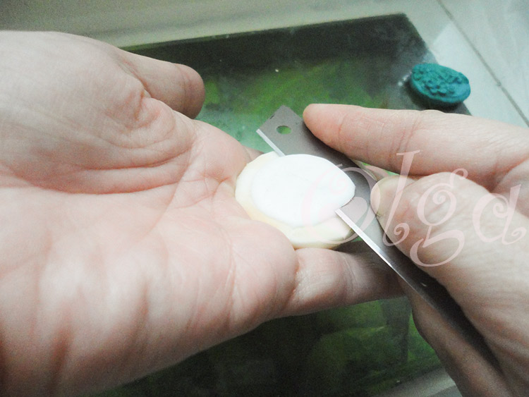 como hacer un camafeo de fimo de un molde-silicone mould cameo poly clay
