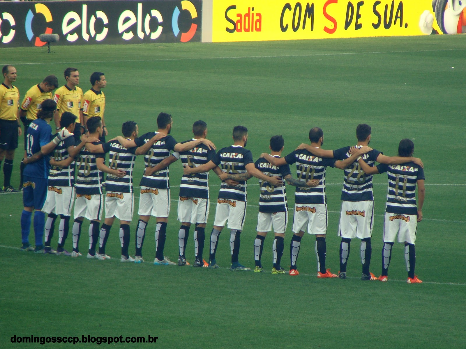 CORINTHIANS GRANDE CORINTHIANS 6X1 SÃO PAULO 23/11/2015
