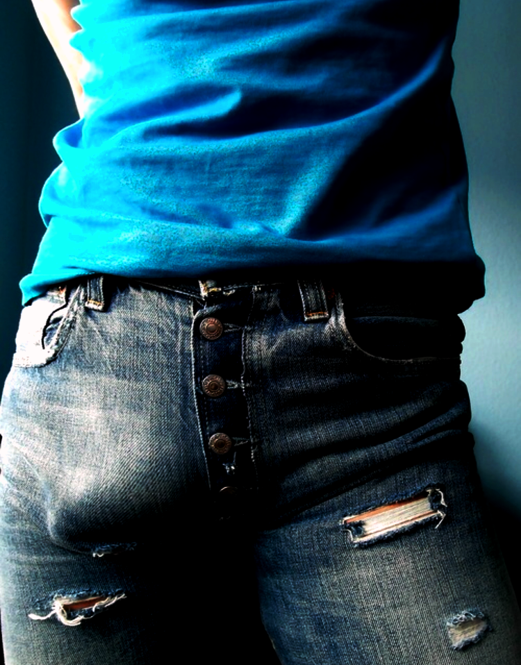 Open dick. Ширинка у мужских джинс. Мужские джинсы ширинка. Ширинка на джинсах. Men bulge джинсы.