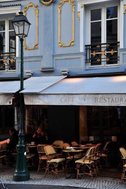 Paris Cafe, photographed by Make Life Easier {Cool Chic Style Fashion }