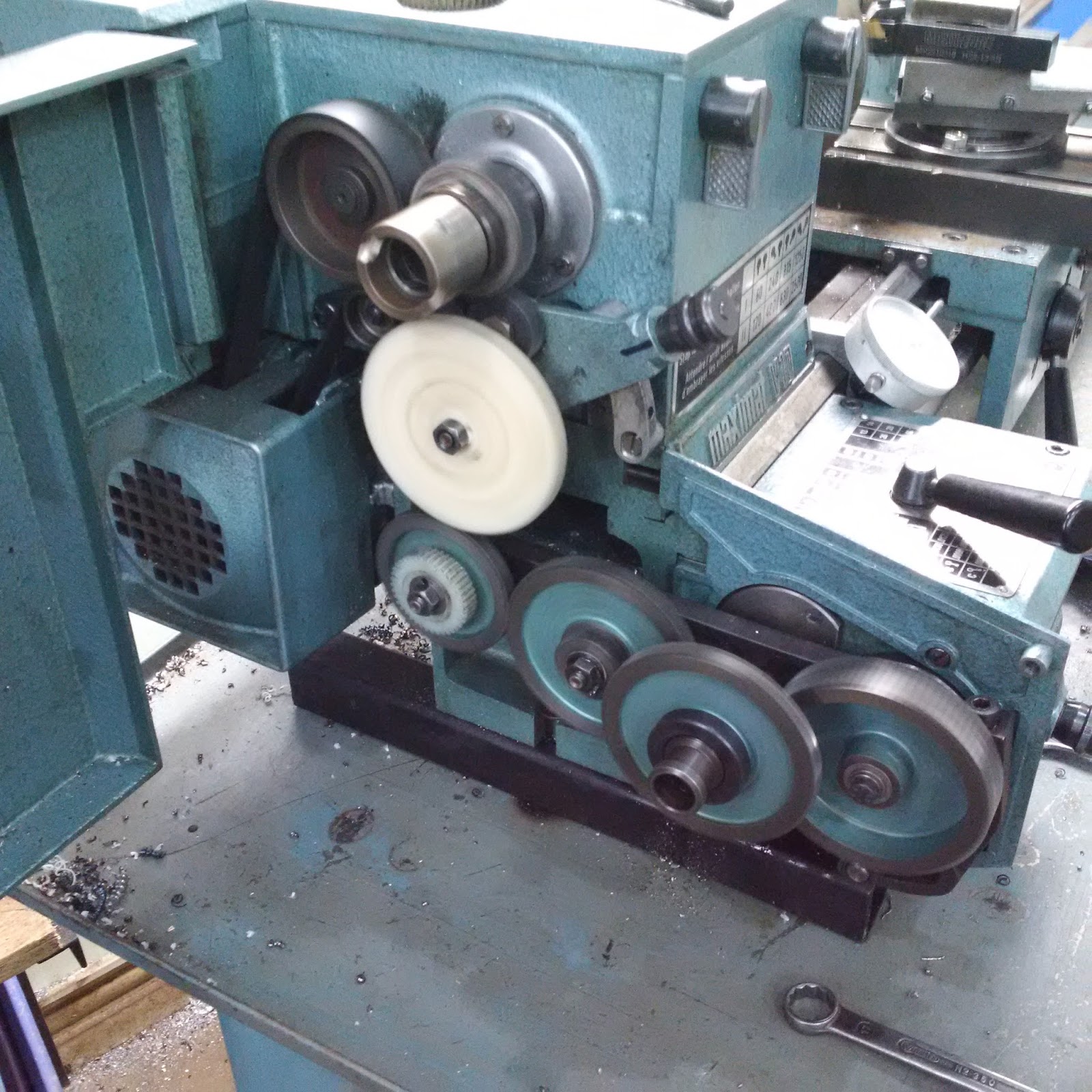 Another Day Another Project Worm And Worm Gear For My Metal Bandsaw