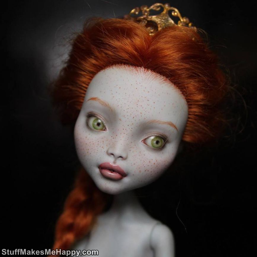 The Artist Erases Make-Up From Dolls To Show Off Their Realistic Faces And It Seems that They Are About To Come To Life