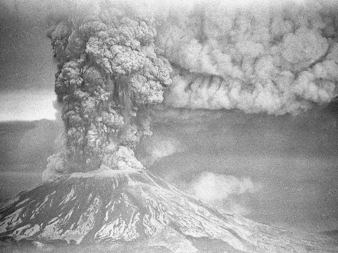 TODAY'S BIG WEATHER STORY IS... Mount St. Helens Pictures During and