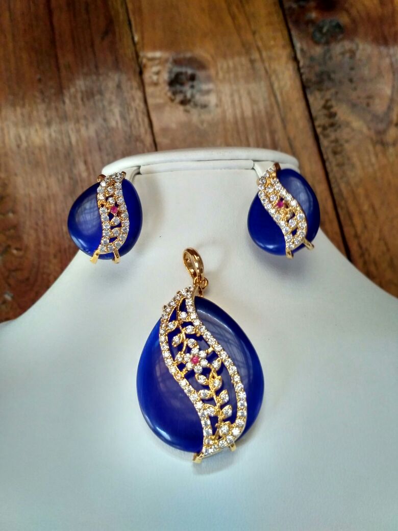 EXCLUSIVE PENDENT COLLECTION BUY ONLINE JEWELRY AT REASONABLE PRICES