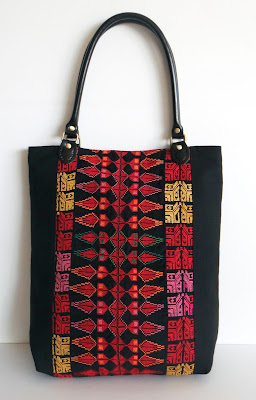 PazzaPazza: BAGS with vintage Bedouin embroidery