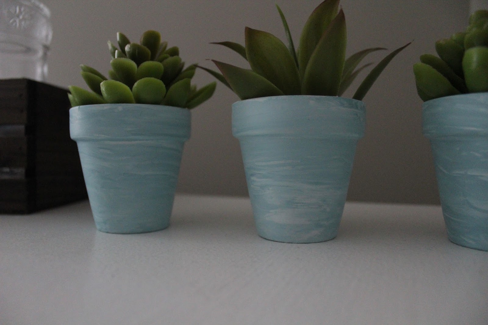 Little Bits of Lacey DIY Marble Dollar Tree Pots for Succulents