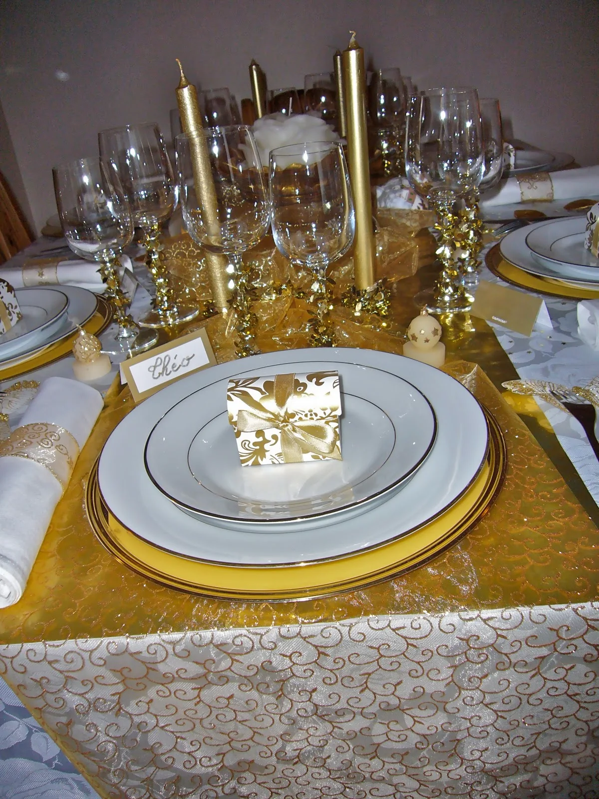 LES TABLES D'ISA: Table Noël Blanc/Or