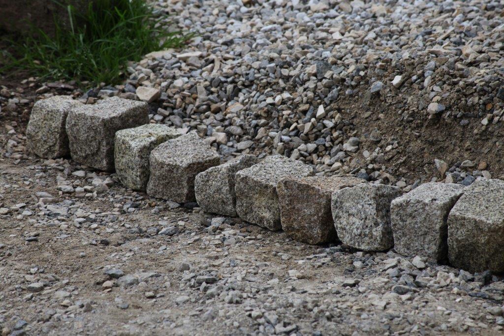 Do|Mi|s Garten: Projekt Terrassenplatten beendet