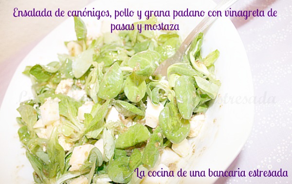 Receta de ensalada de canónigos, pollo y grana padano, paso a paso y con fotografías