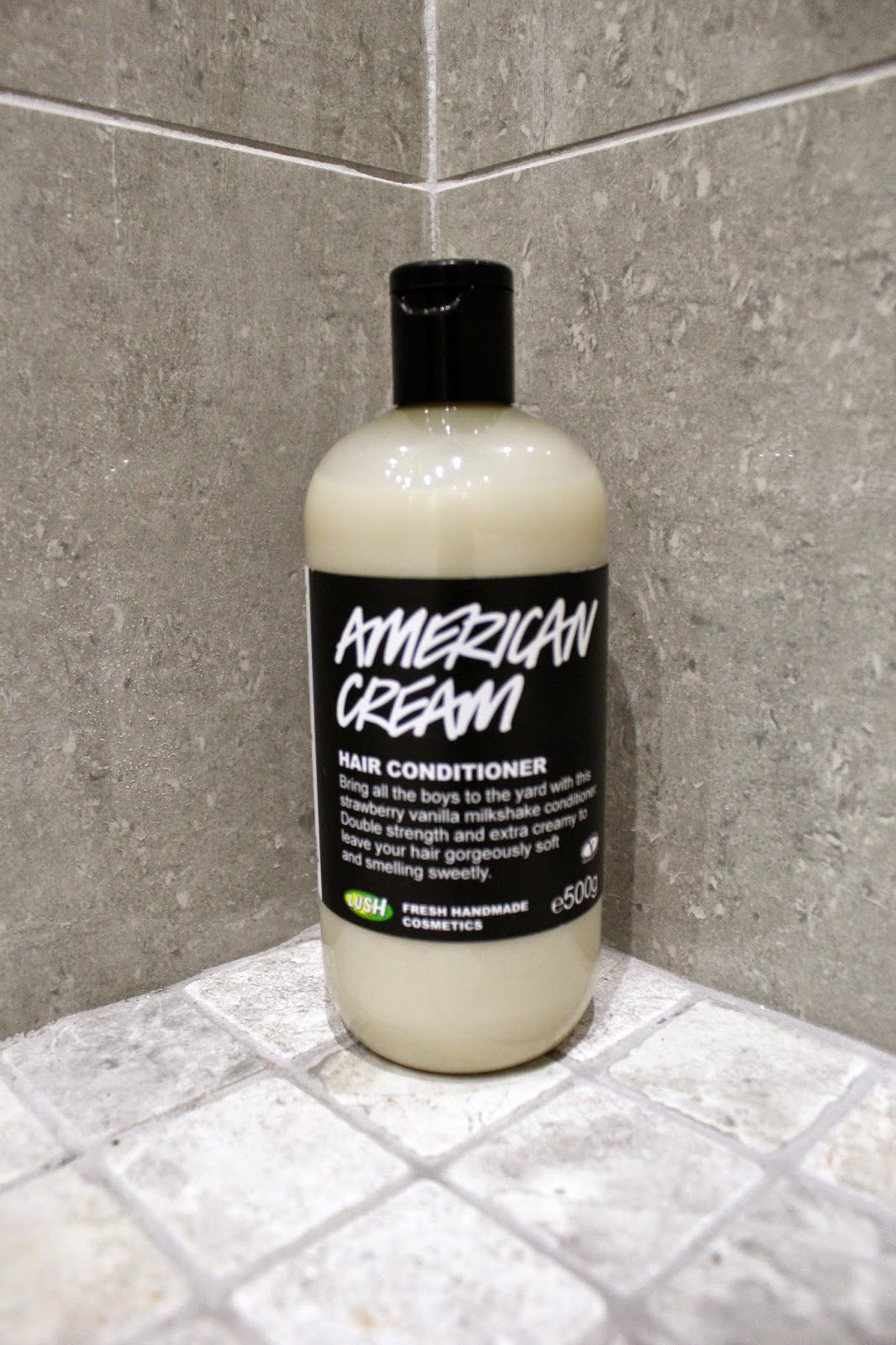 LUSH American Cream conditioner review. Corals Closet