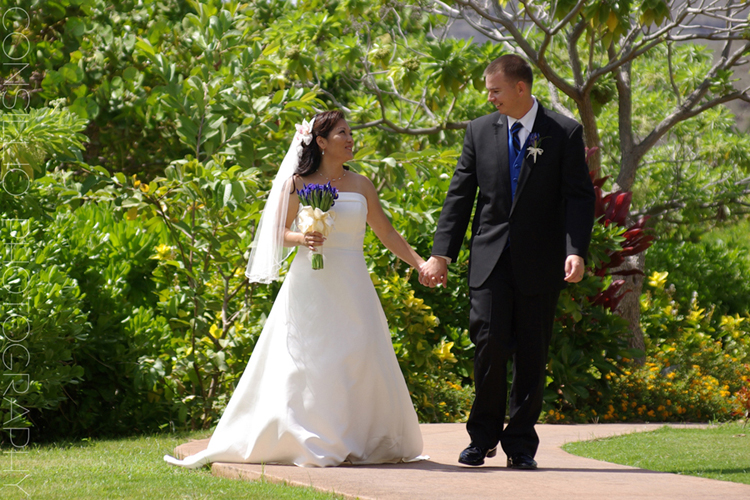 Aloha Bridal Gallery Amazing wedding photos by one of our favorite
