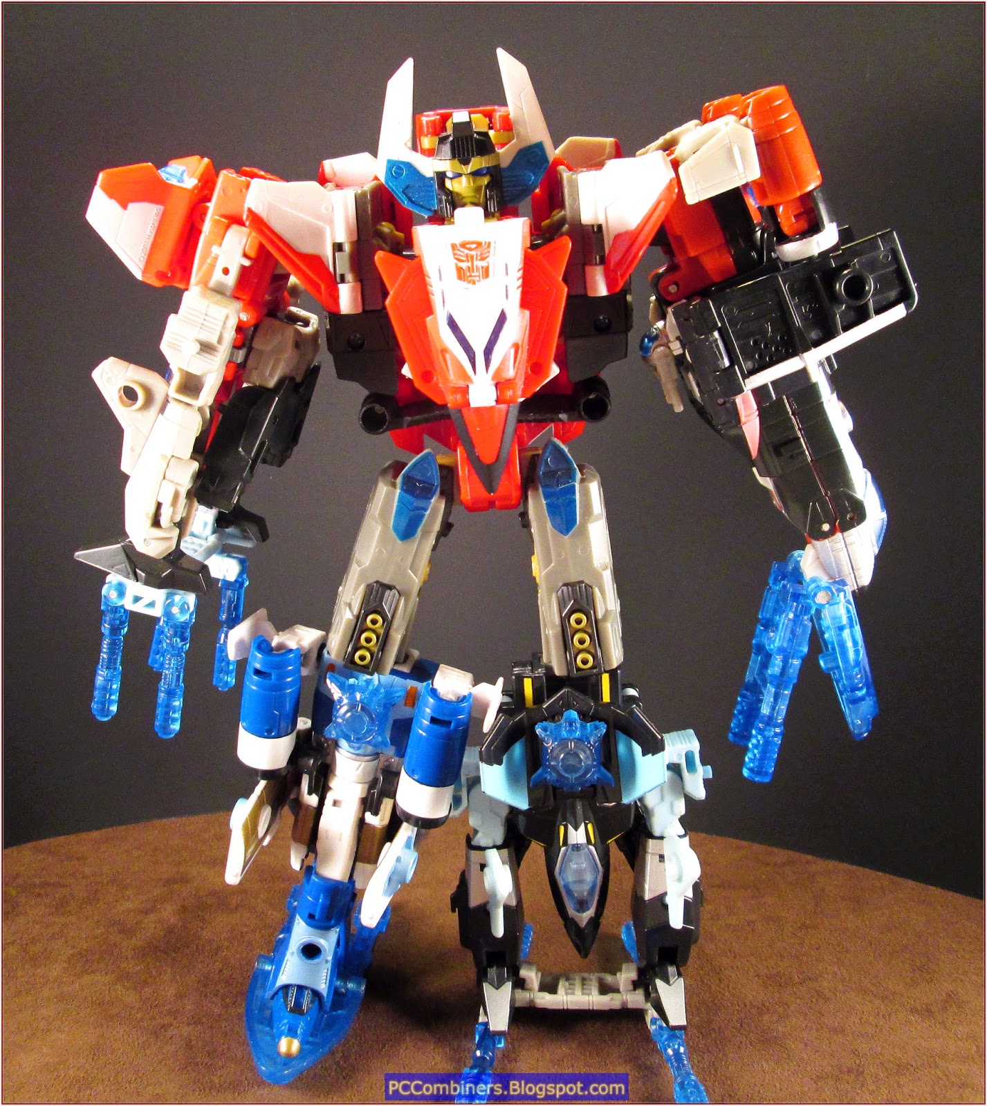 Transformers Power Core Combiners @ PCCombiners.blogspot.com: Spotlight