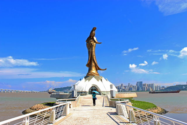 Kun Iam Statue - Macau