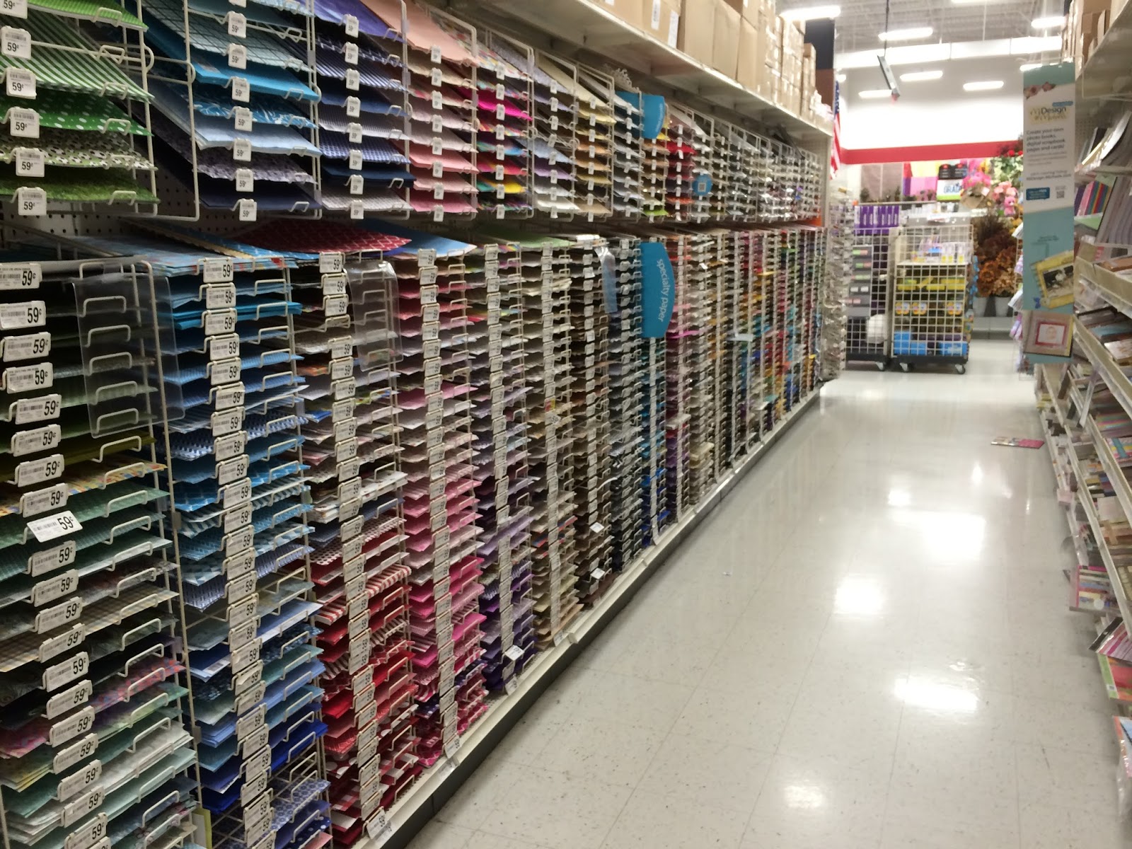 швейная фурнитура реклама. витрина магазина товаров для рукоделия. магазин товаров для рукоделия. магазин рукоделия рядом со мной на карте. иголочка светофор люберцы.