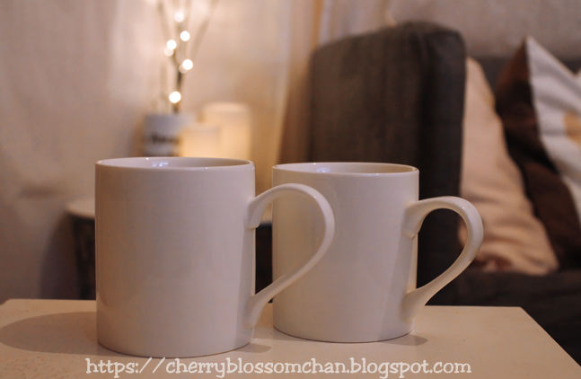 Cherry Blossom الرسم والكتابة على الأكواب مع أقلام Sharpie