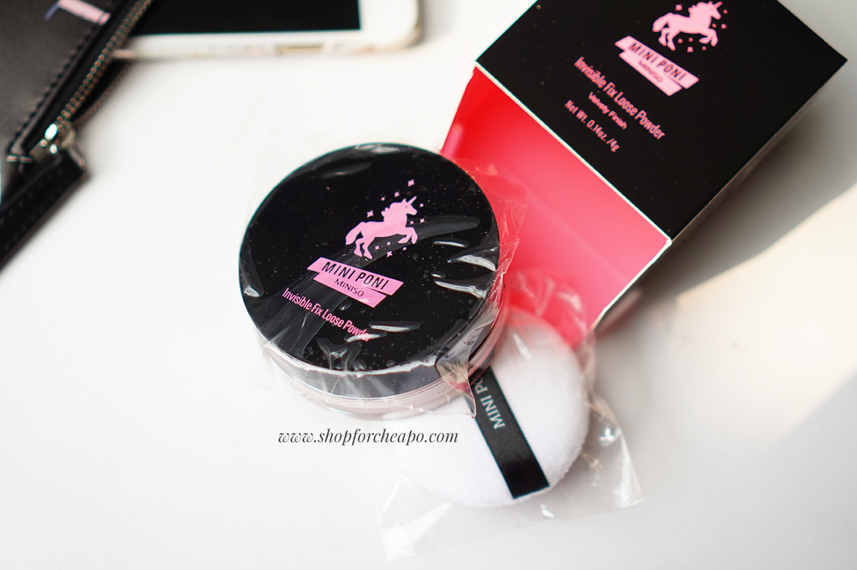 Review Miniso Mini Poni Makeup Loose Powder & Lip Lacquer