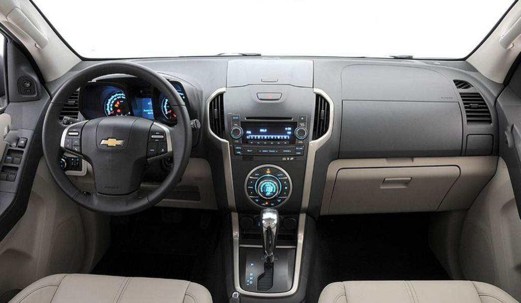 Chevrolet Trailblazer LTZ 2013: fotos, preços e especificações