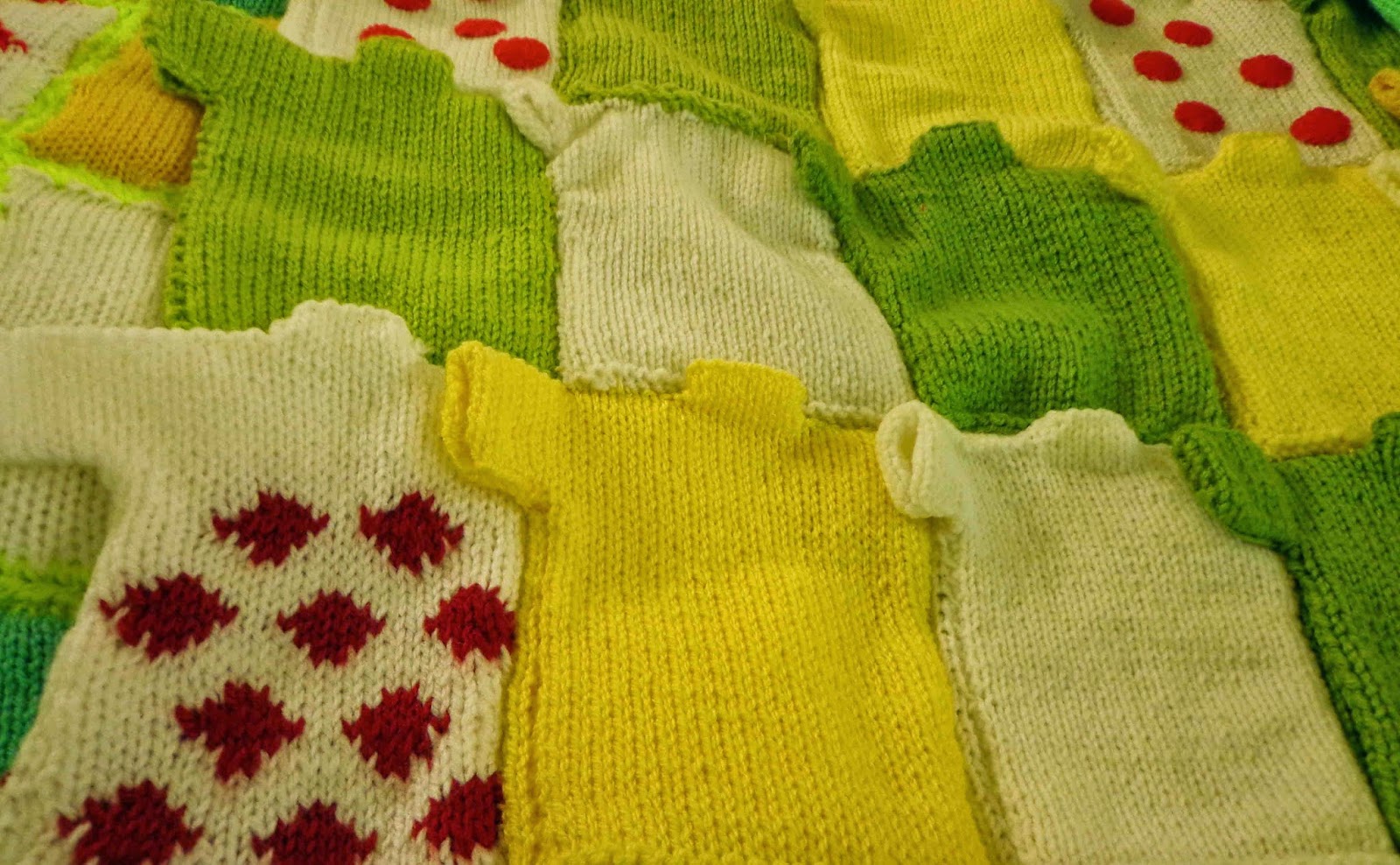 Hippystitch Volunteer to make blankets out of mini jerseys for Oxfam