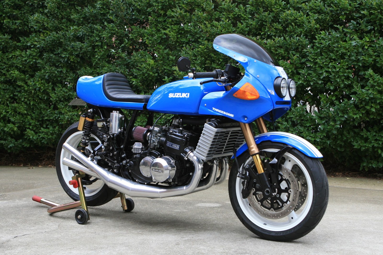 Suzuki GT750 Threesome - RocketGarage - Cafe Racer Magazine