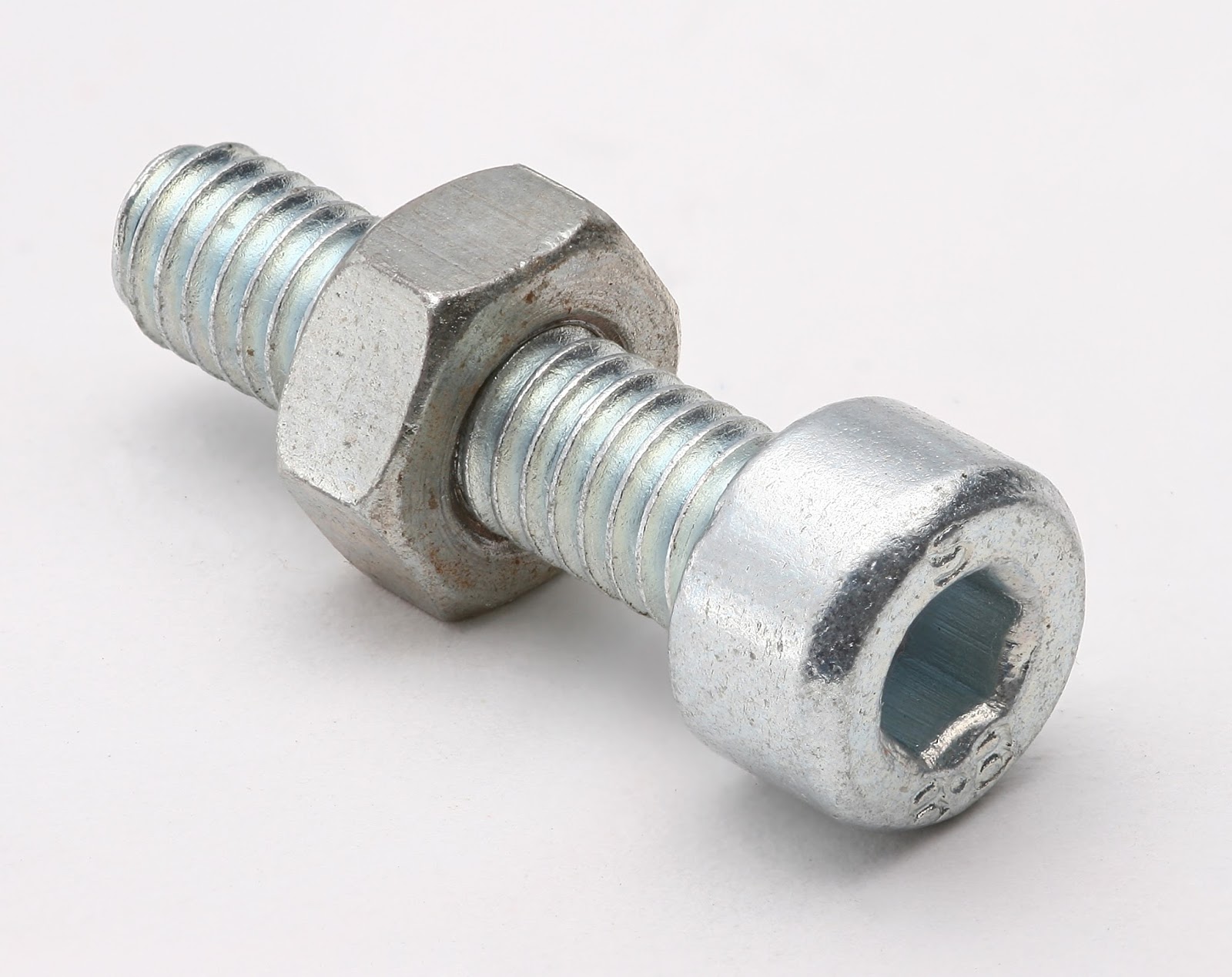 How to Buy Nuts Bolts and Washers for Tractor Repairs