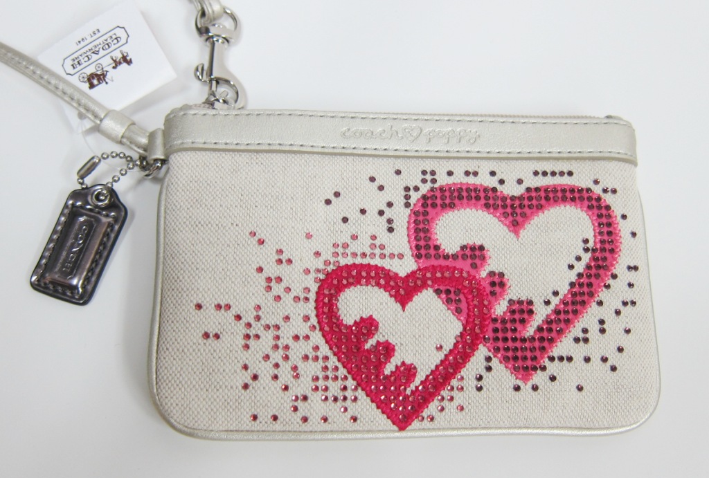 Coach Poppy Hearts Wristlet 44856 Black