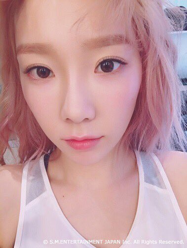 SNSD TaeYeon is a cute Astronaut in her latest pictures - Wonderful ...