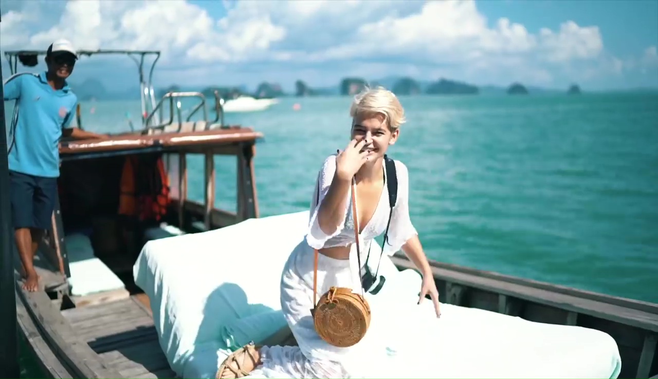 luna-miel_risto-laura%2B%25282%2529 La espectacular luna de miel de Laura Escanes y Risto Mejide