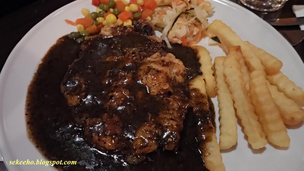 Nice food, Yummy! Salad Bowl Restaurant Butterworth