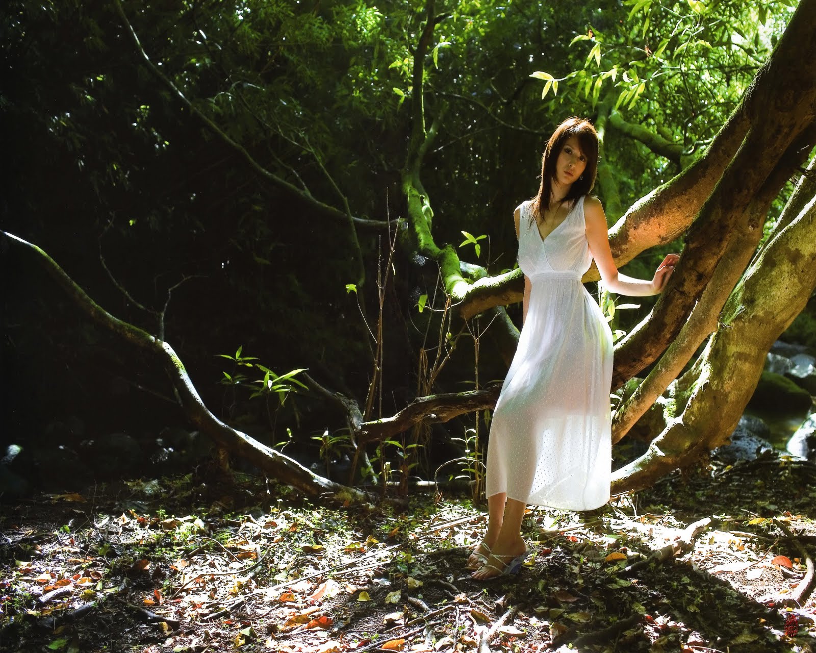 majalah korea: Foto Leah Donna Dizon ( part 1 )