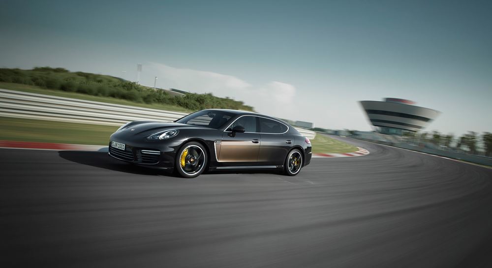 2015 Model Porsche Panamera Serisinin En Güzel Resimleri