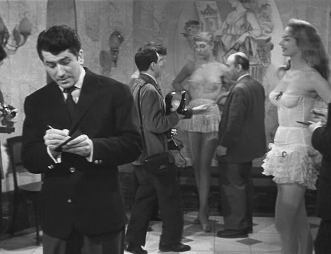 the BlowUp moment En effeuillant la marguerite [Mam'zelle Striptease