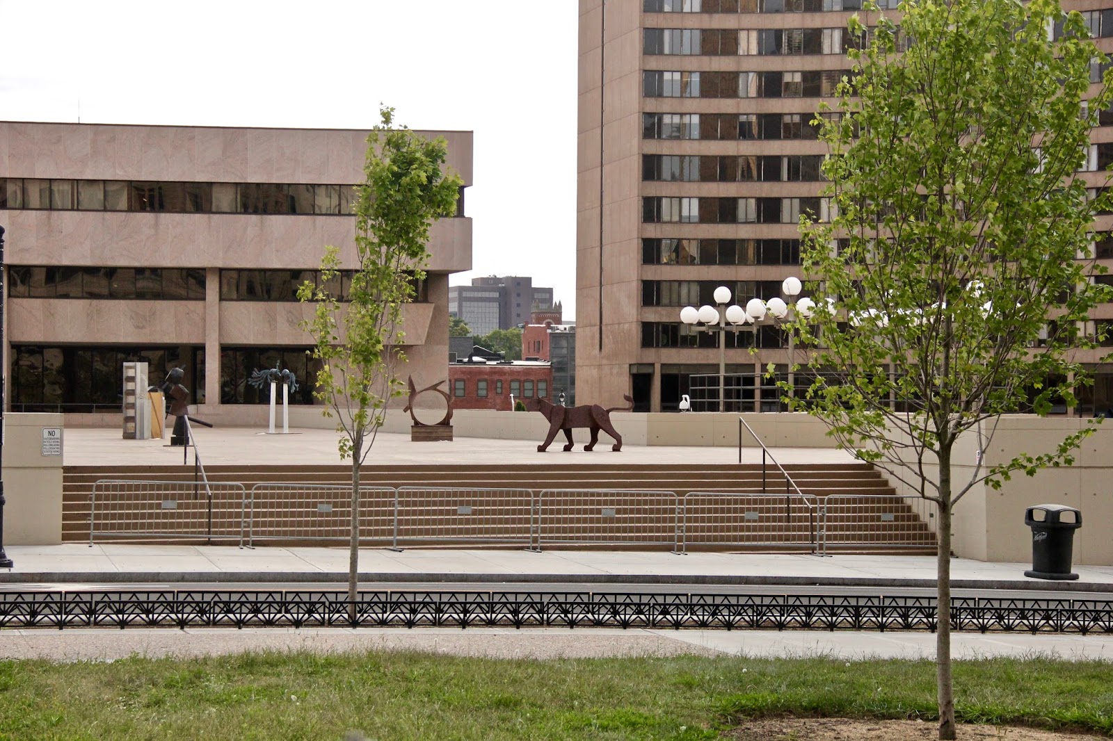 Southwest Daily Images Bushnell Tower and Plaza