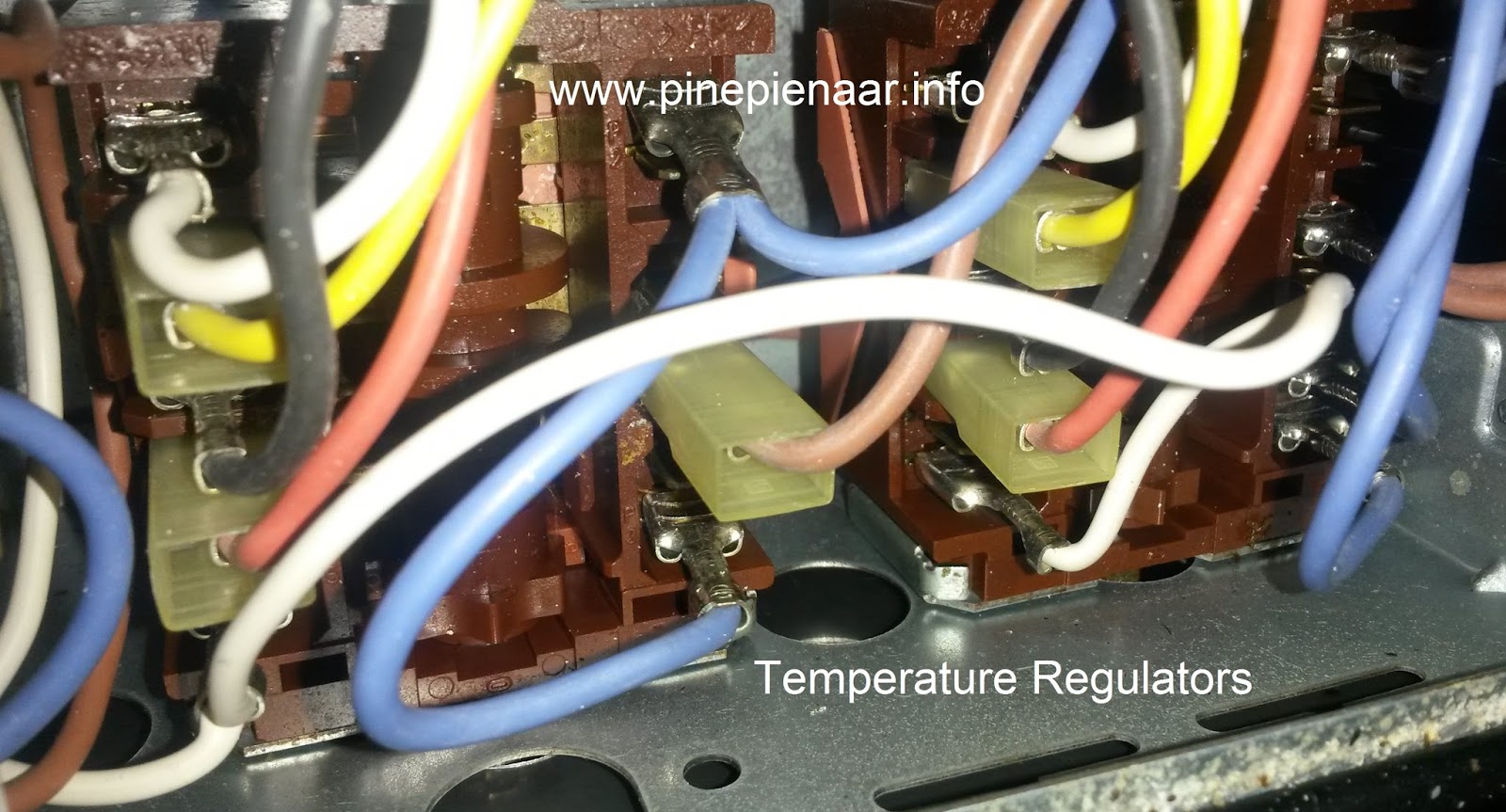 All APPLIANCES_____ Stove bake Element explodes in Oven