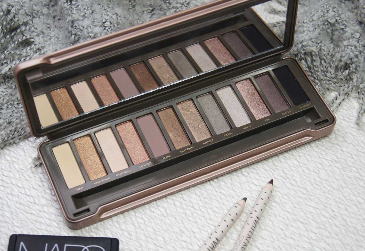 urban decay naked 2 eyeshadow palette review